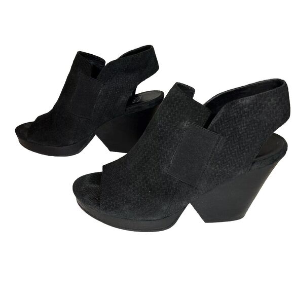 Eileen Fisher Booties Basket Weave Wedge Black Leather Peep Toe - size 8.5 - Picture 1 of 7